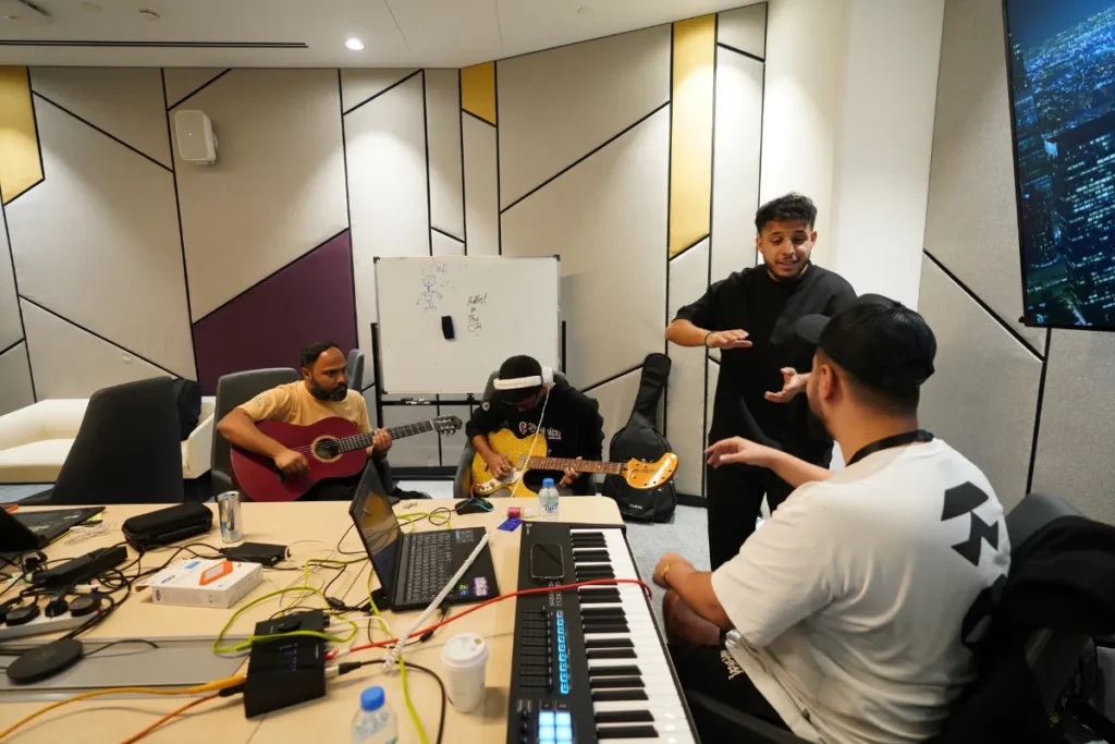 MixByJonah: The First FL Studio Certified Trainer in Africa Producer Jonah in Dubai working Moroccan and international artists. Next to him (left to right) Moroccan singer Ma3iz, Isaak Yoosuf, and sound designer Ray Ahmed