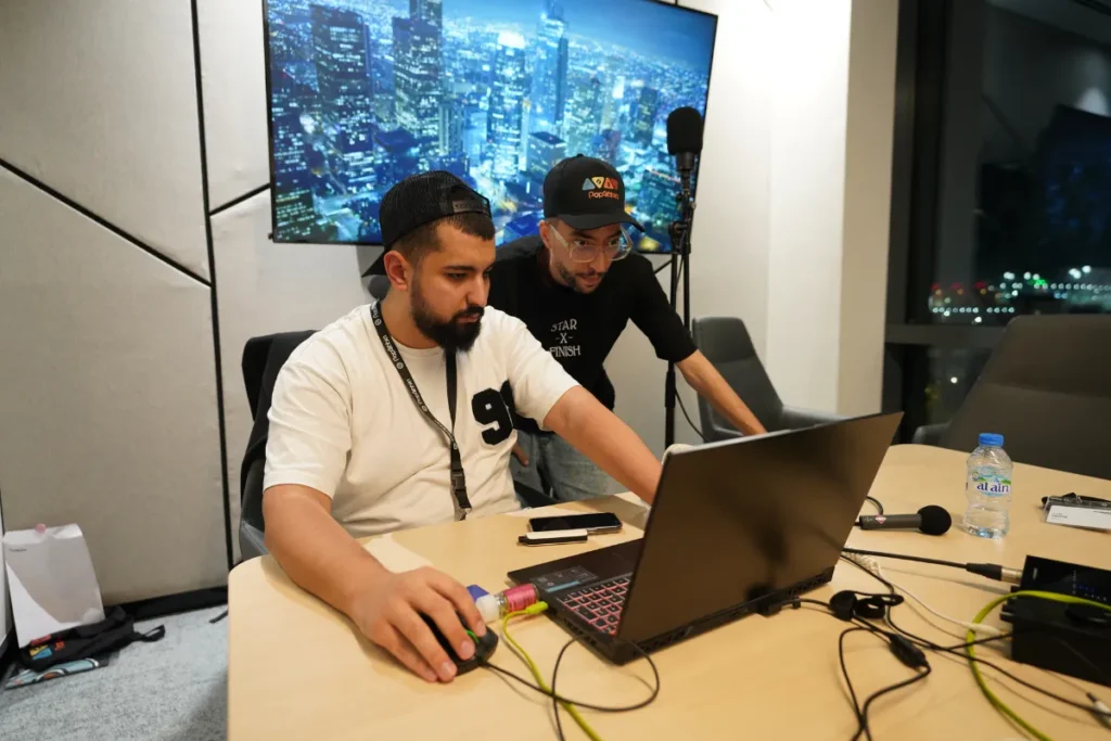 MixByJonah: The First FL Studio Certified Trainer in Africa Producer Jonah working with Moroccan rapper 7liwa in the studio