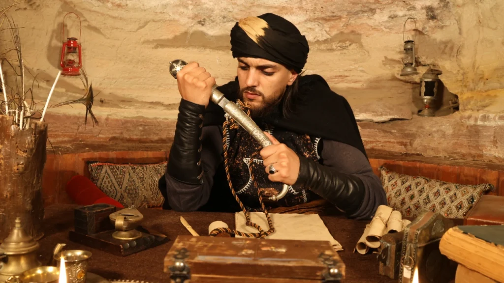 نامبر تولد من جديد: رحلة موسيقية لتمثيل الهوية الأمازيغية Moroccan Rapper Namber's still from his 'Yat s Yat' music video, 2025